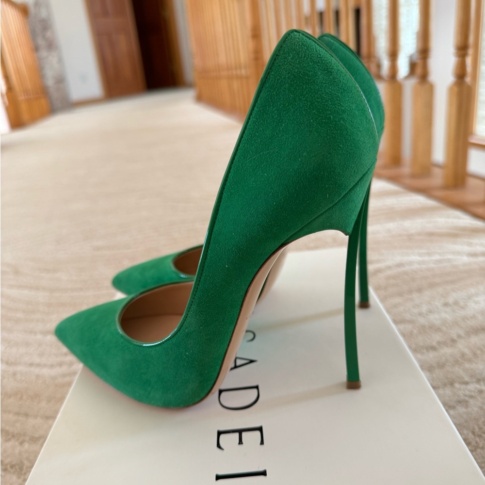 Auth CASADEI BLADE SUEDE PUMPS SIZE 36